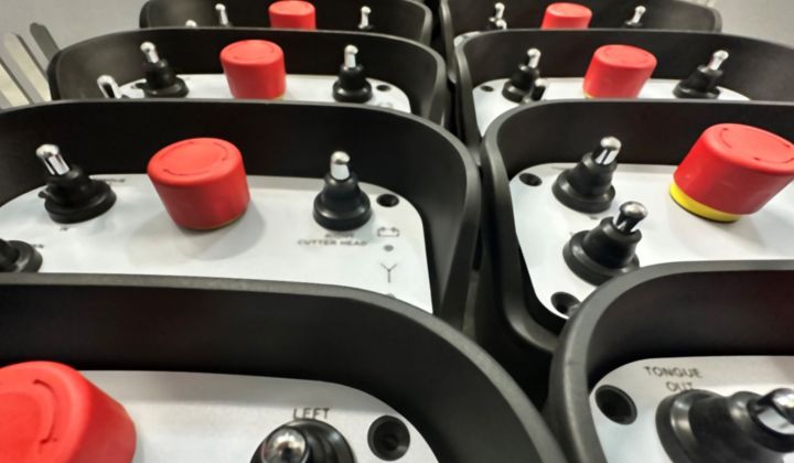 HATOX | Radiocommandes de sécurité à usage professionnel HATOX | Radiocommandes de sécurité à usage professionnel