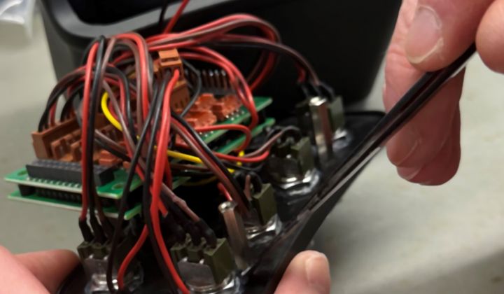 HATOX | Safety radio remote controls for professional use