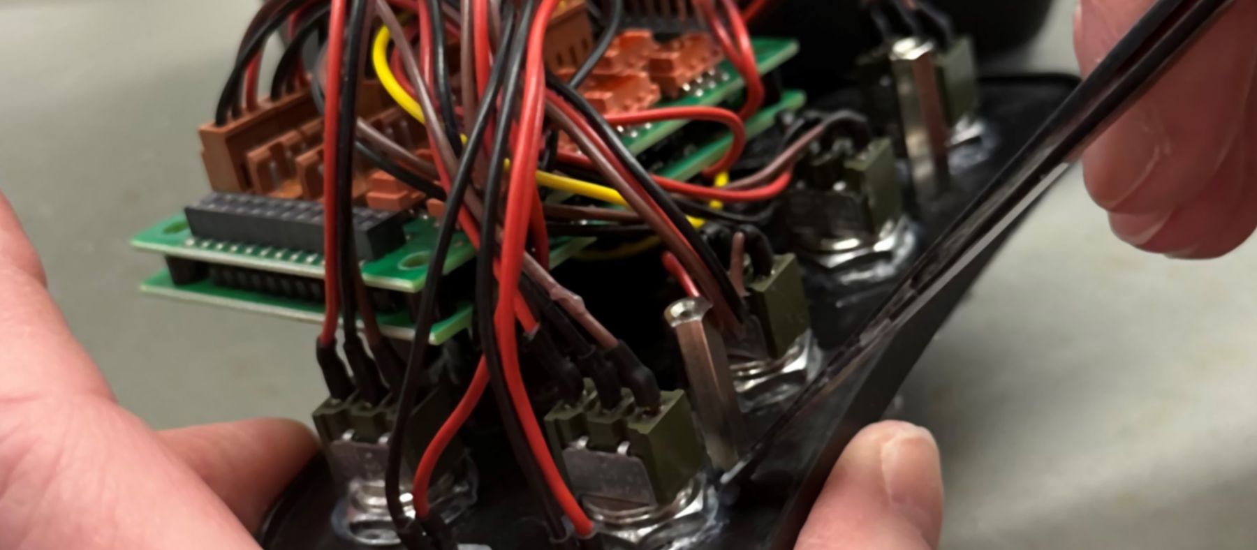 HATOX | Safety radio remote controls for professional use